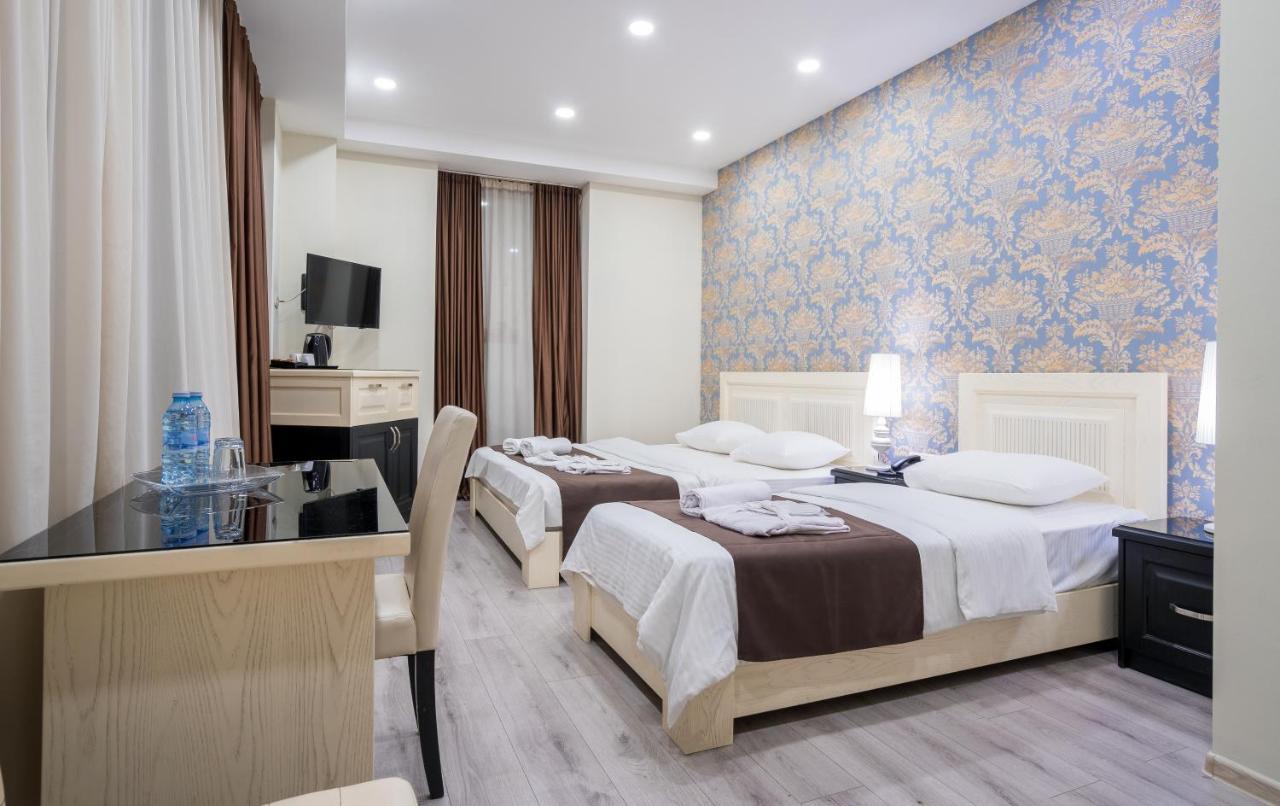 Capitol Hotel By Umbrella Τυφλίδα Εξωτερικό φωτογραφία