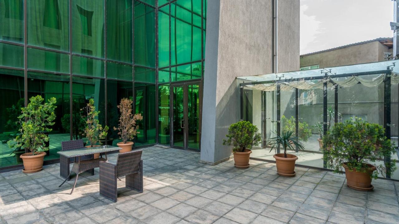 Capitol Hotel By Umbrella Τυφλίδα Εξωτερικό φωτογραφία