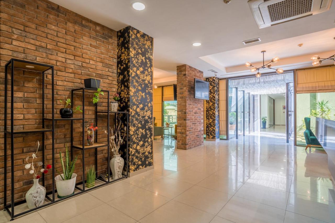 Capitol Hotel By Umbrella Τυφλίδα Εξωτερικό φωτογραφία